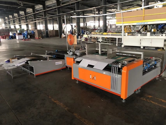 ध्रुवीय ग्रे स्वचालित बॉक्स ग्लूइंग मशीन 1310 मिमी 100 मीटर / मिनट एक साल की वारंटी